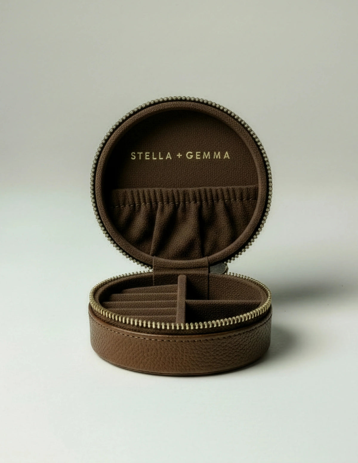 Jewel Box Round - Chocolate
