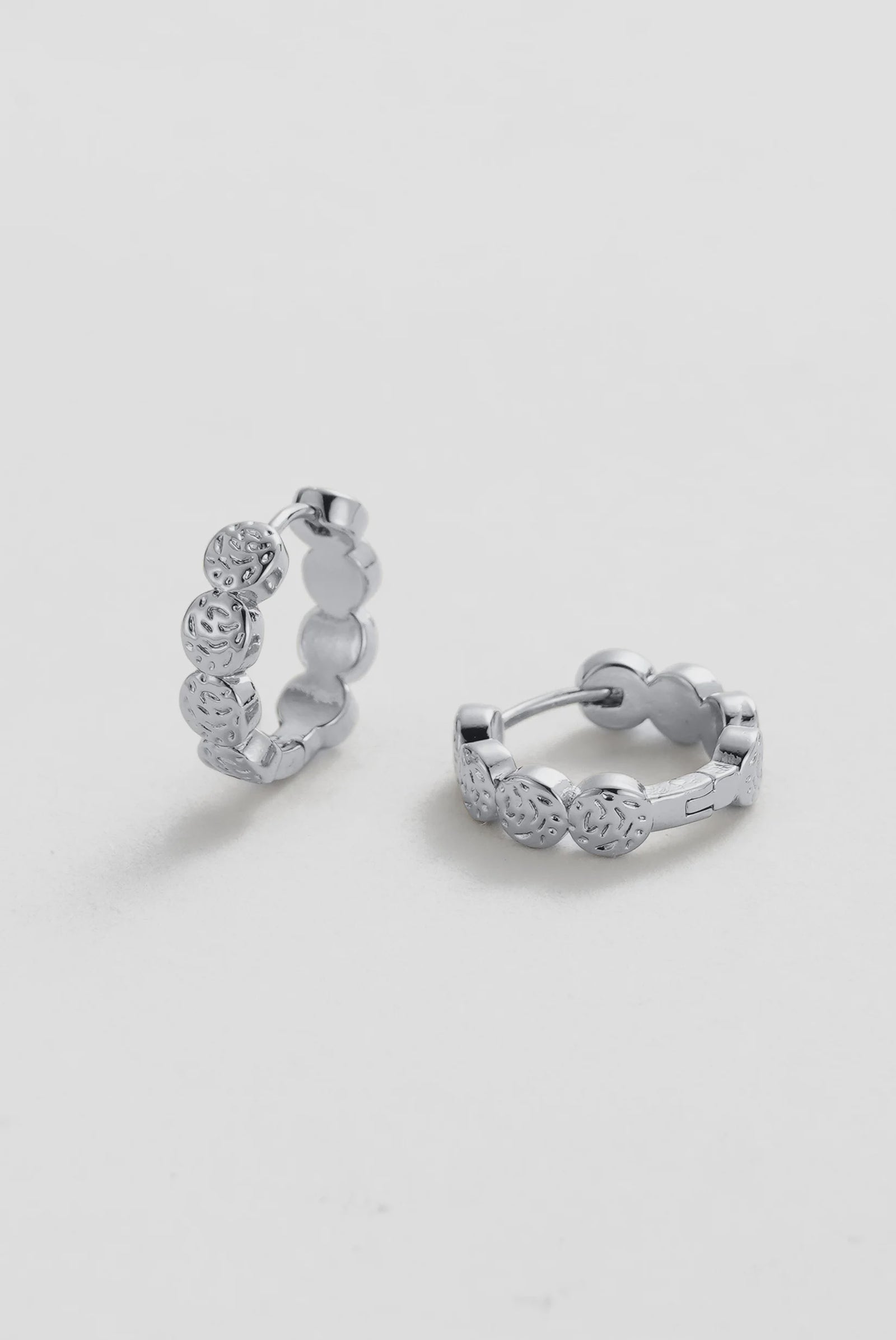 ZAFINO Josie Hoop Essential Earring - Silver 7359