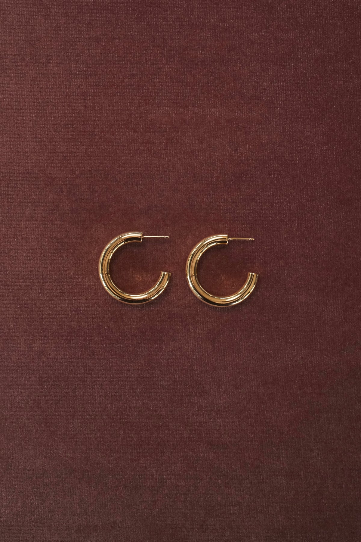 ZAFINO Lina Hoop Large - Gold