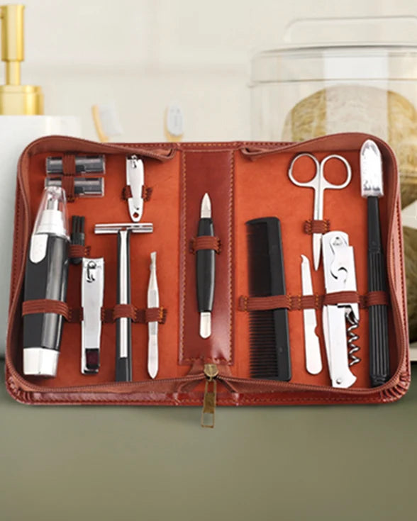 Men's Republic - Men's Grooming Kit - 12 Pieces in Zipper Bag