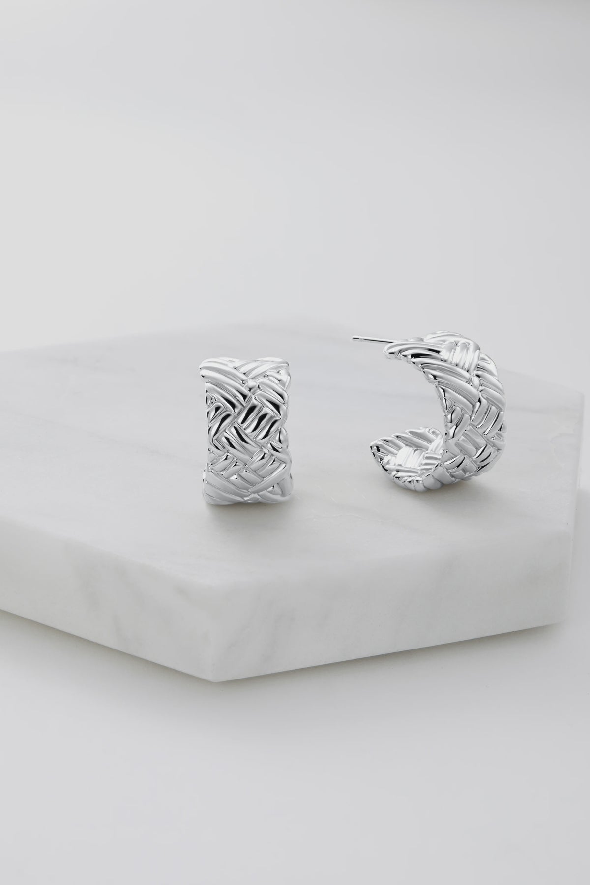 ZAFINO Maisy Hoop - Silver - Essential Earring