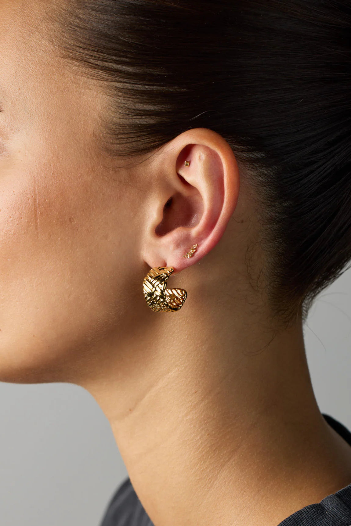 ZAFINO Maisy Hoop - Gold - Essential Earring 7109