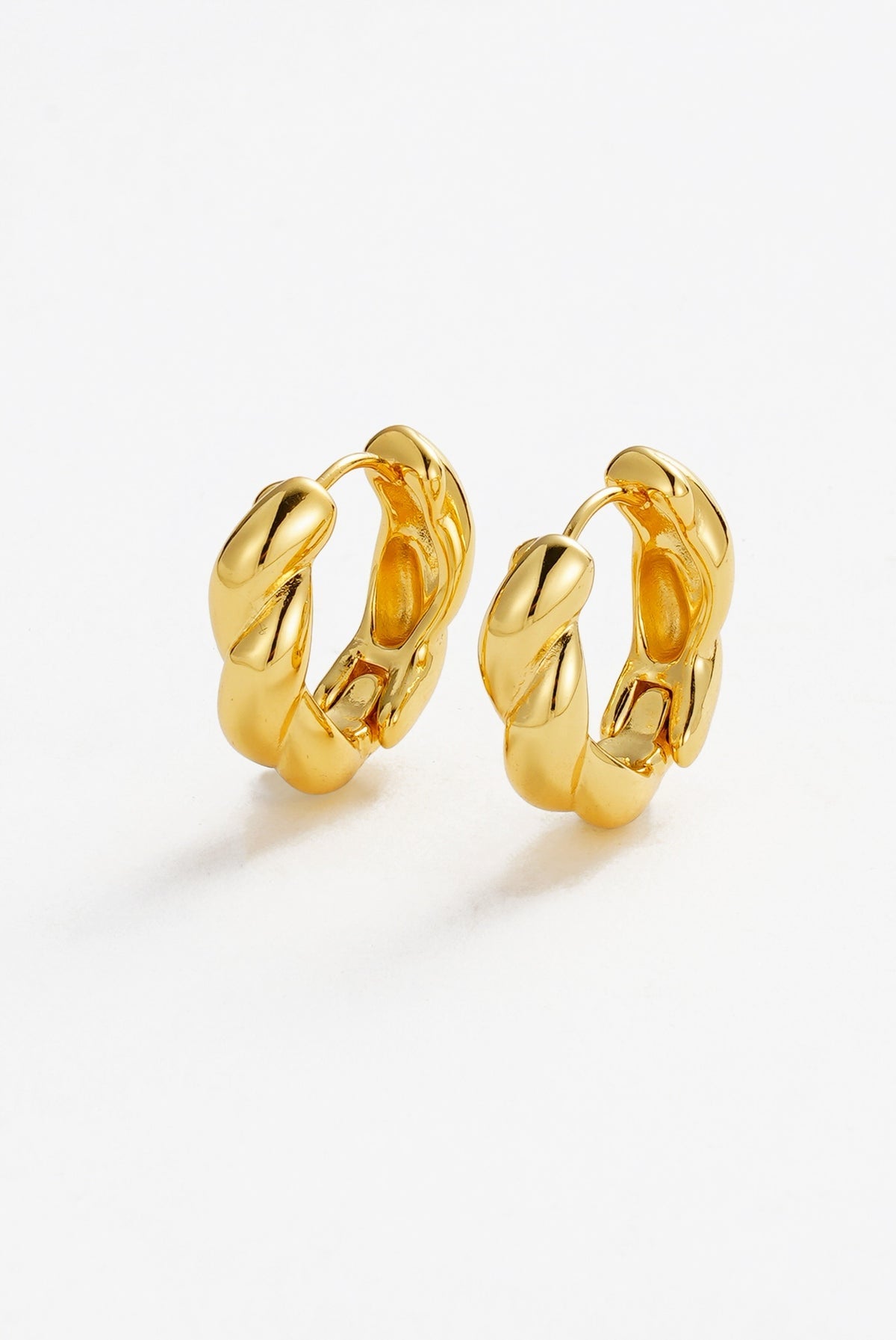 Maya Hoop - Gold - Earrings