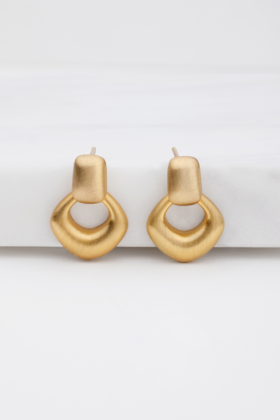Nova Brushed Earring - Gold