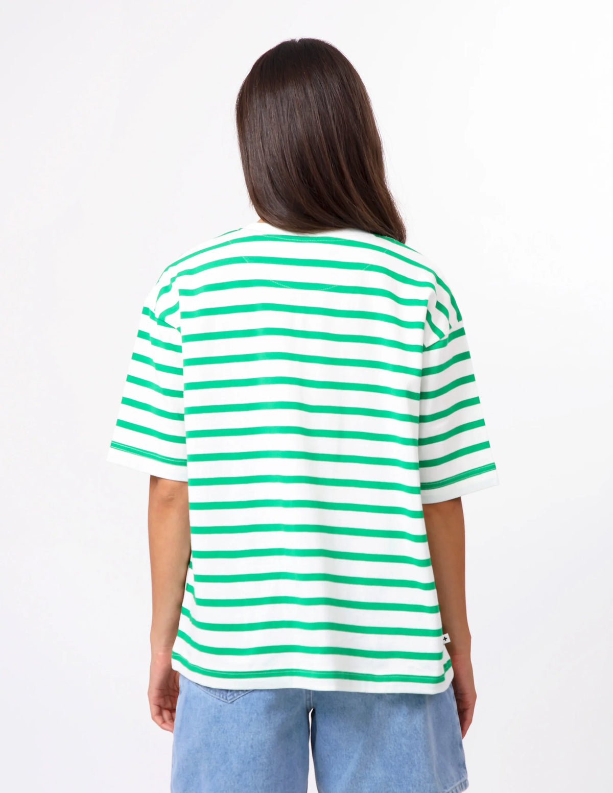 Stella+Gemma Relaxed boxy fit crew neck with drop shoulder sleeves
100% COTTON PORTER-TEE-STRIPE-EMERALD