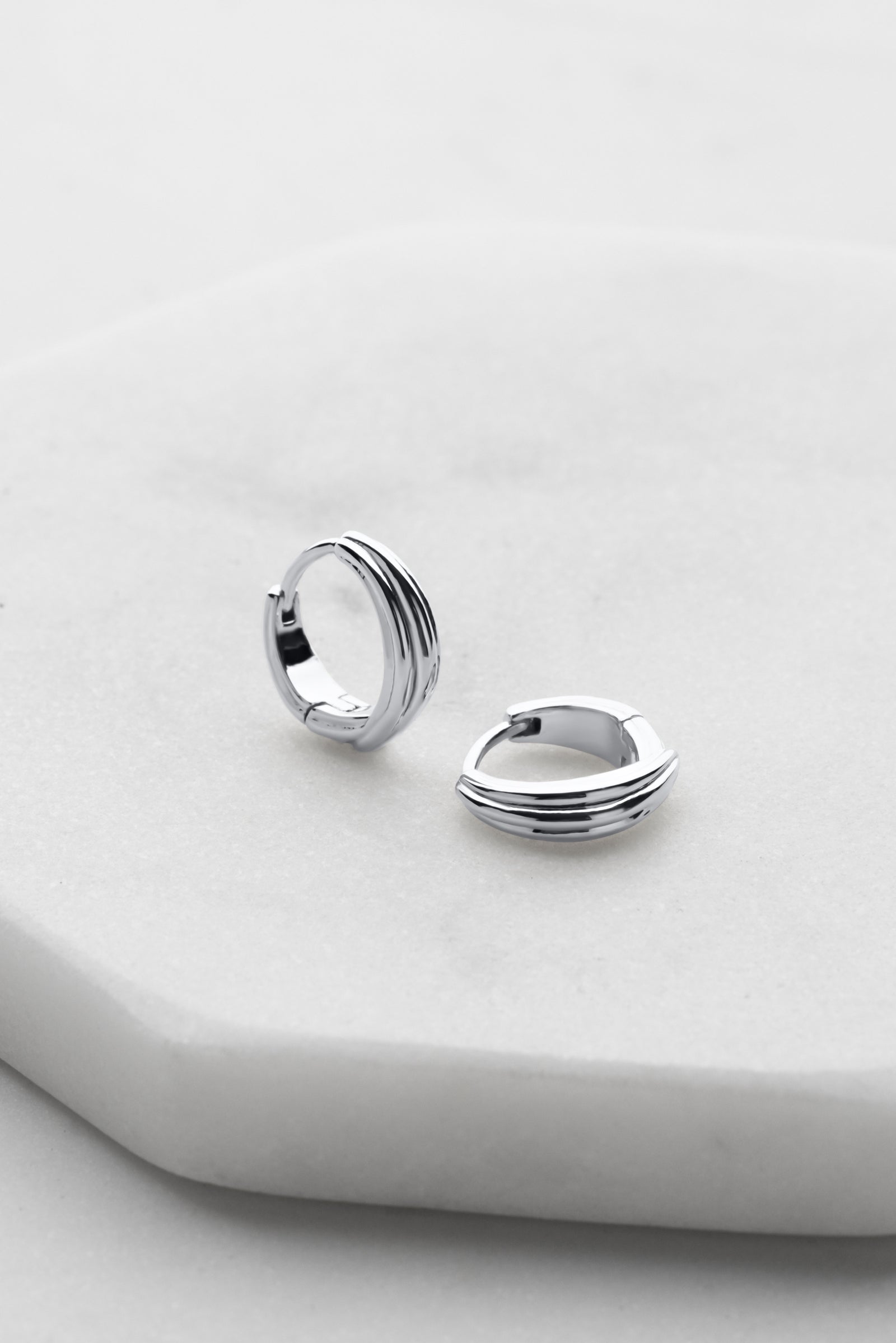 Paris Huggie - Silver - Earrings