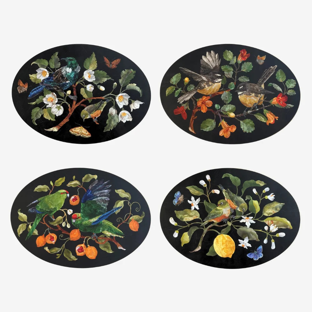 TANYA WOLFKAMP Oval Placemat set of 4 - NZ Birds