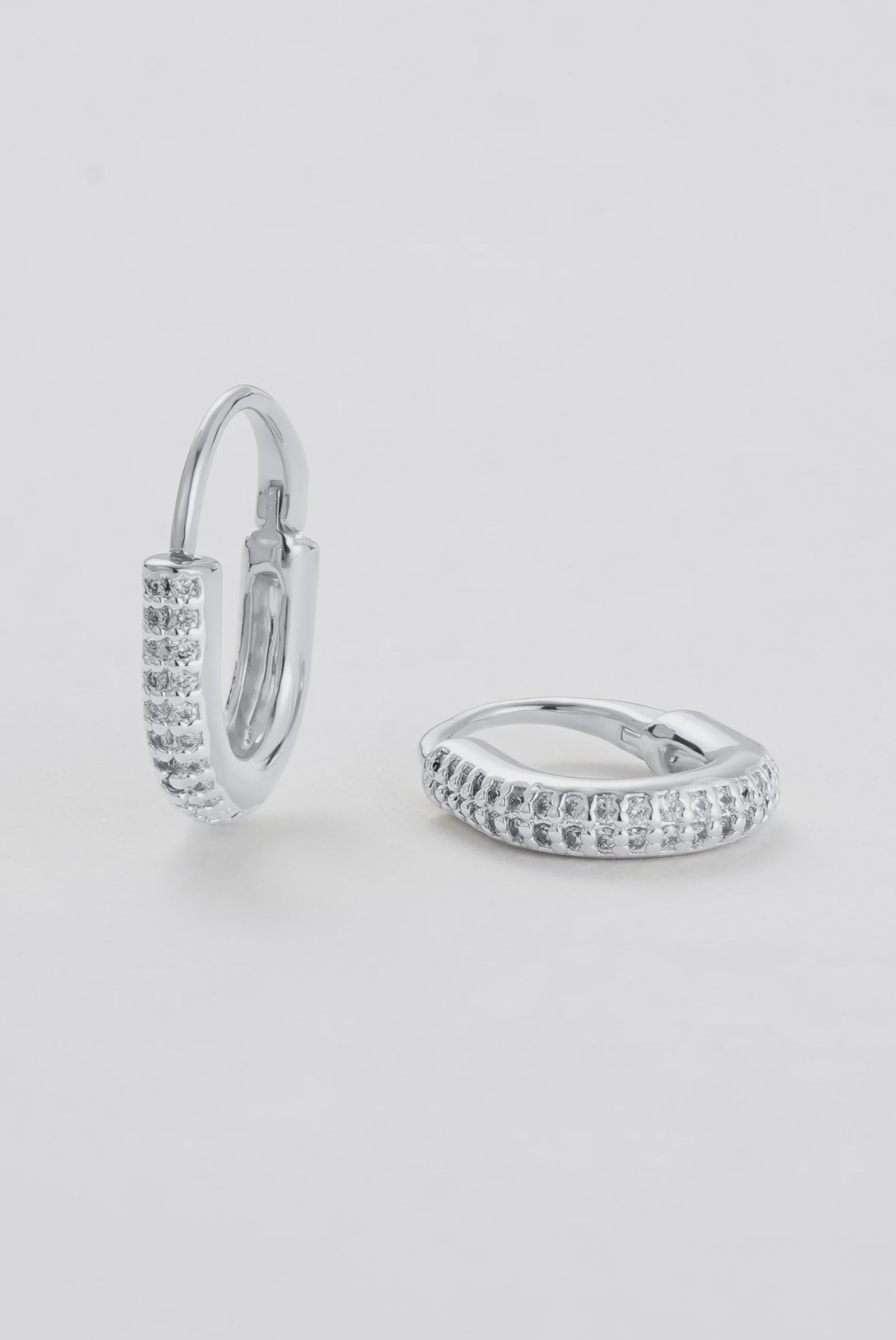 ZAFINO 7431 Phoebe Hoop - Silver