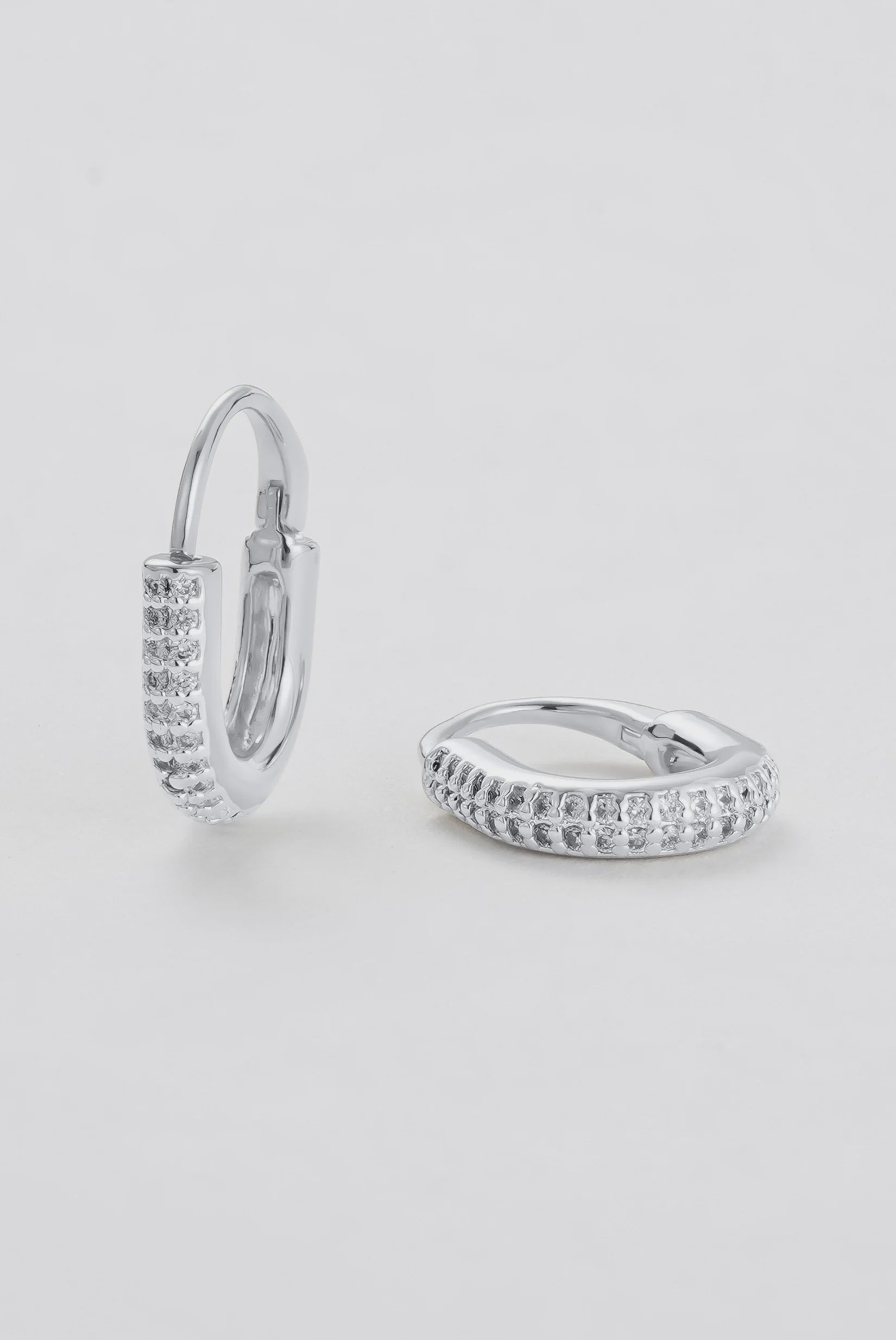 ZAFINO 7431 Phoebe Hoop - Silver