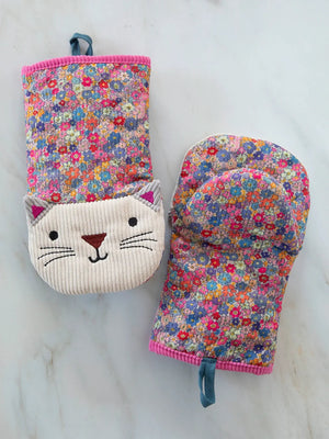 Natural Life Quilted Midi Oven Mitt - Cat