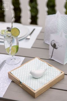 Räder - Bird - Empty Napkin Holder