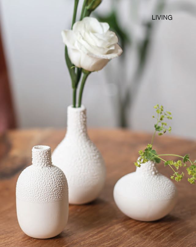 Räder - Pearl Set of 3 - Mini Vases Three white textured vases