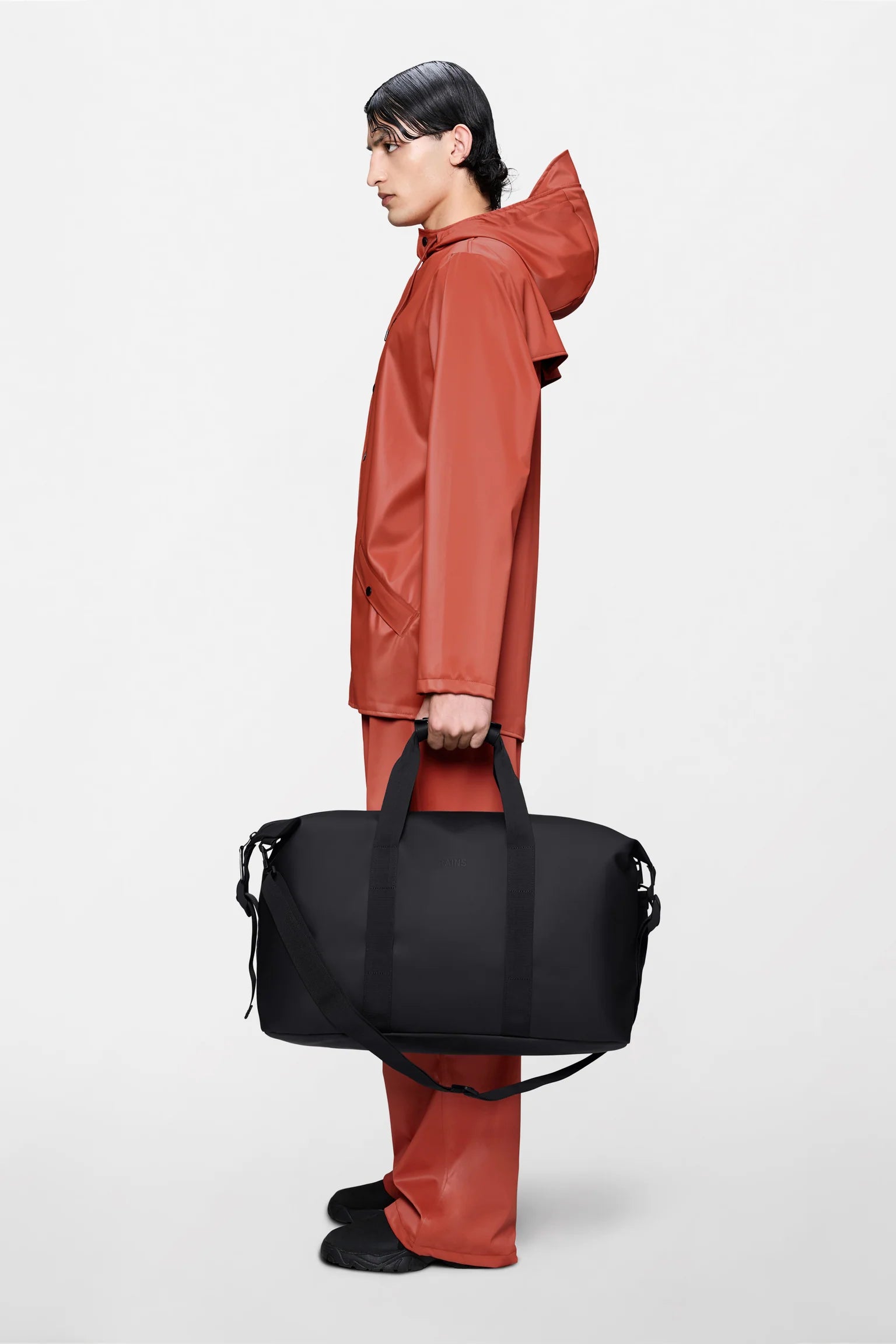 Rains Hilo Weekend Bag Black duffel bag