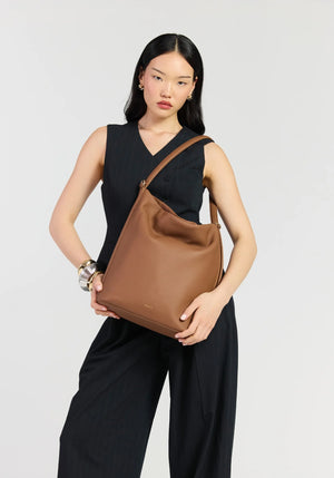 SABEN June Shoulder Bag - Tan Luxe brown leather slouchy shoulder bag