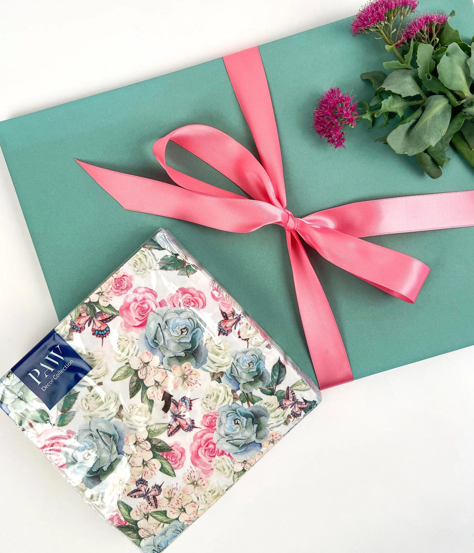 Paper Napkins Lunch - Powder Garden