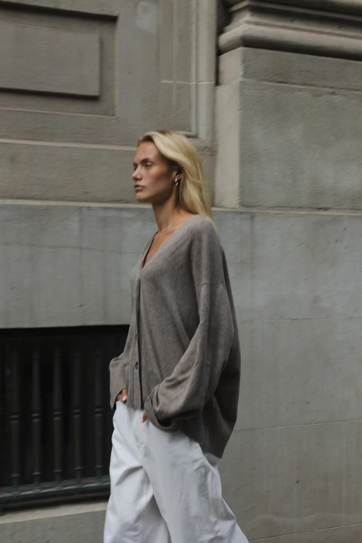 Sophie Store Love Me Cardigan - Donkey 100% Marino
