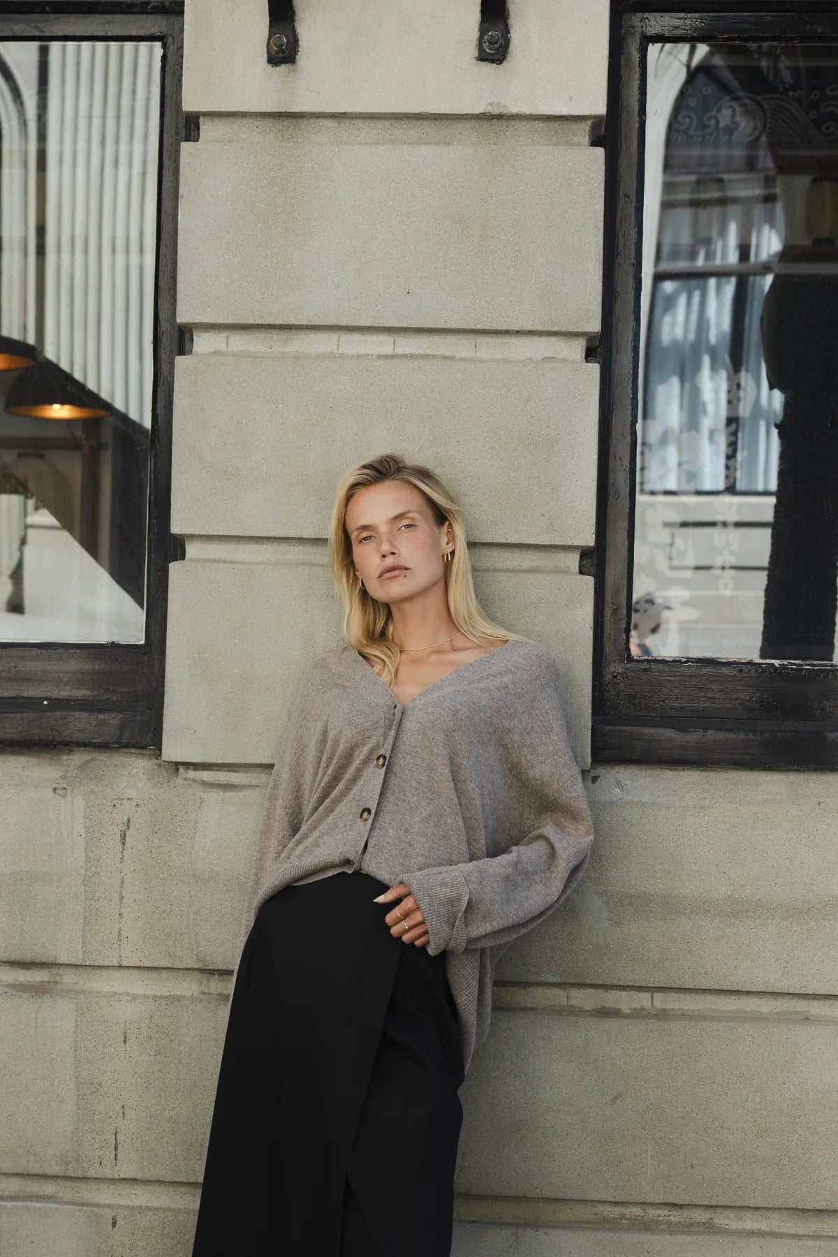 Sophie Store Love Me Cardigan - Donkey 100% Marino