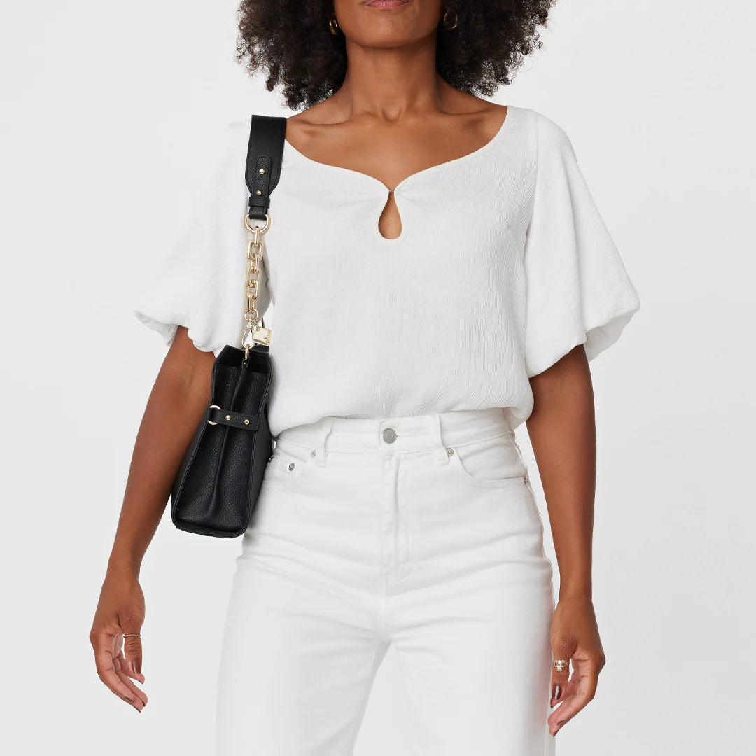 Saben Feature Handle Gold Chunky AW25 The Muse