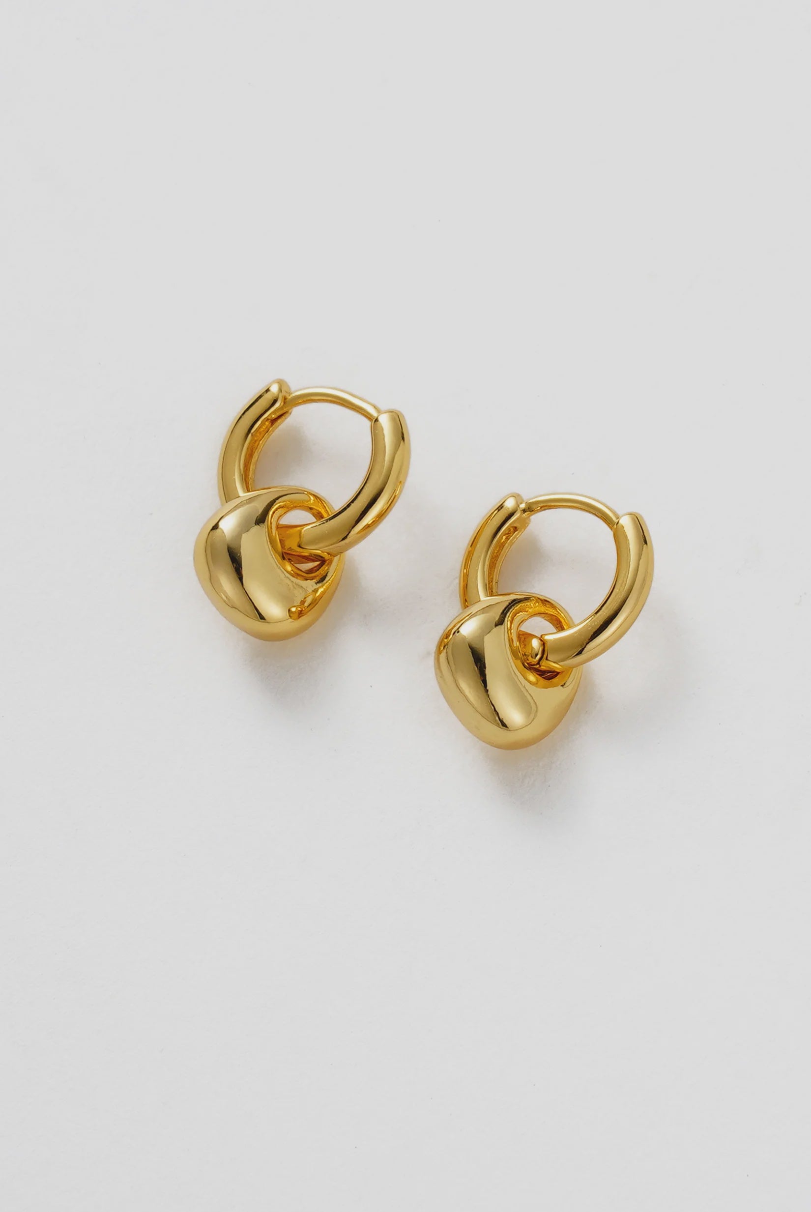 ZAFINO 6723 Sadie Hoop - Gold