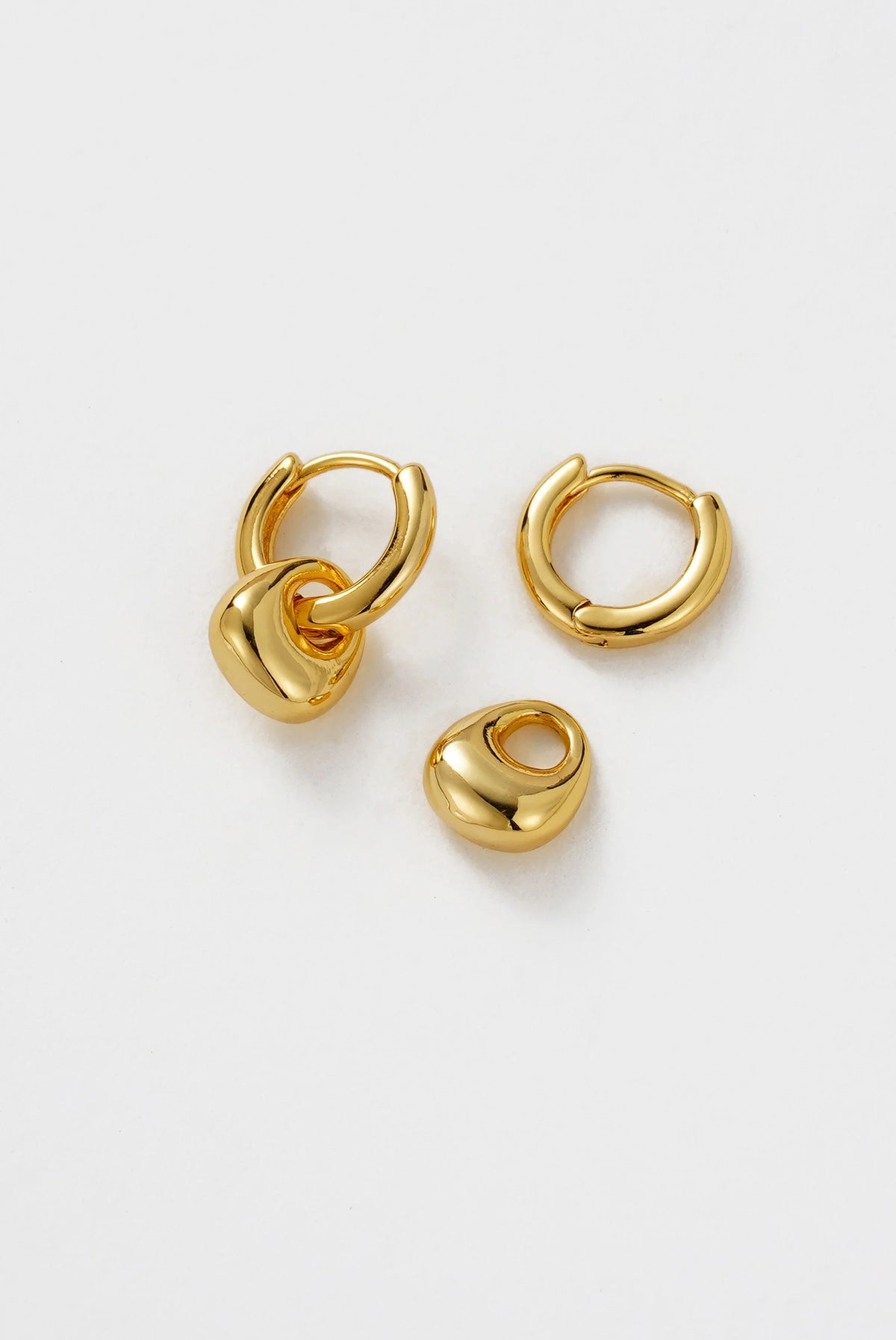 ZAFINO 6723 Sadie Hoop - Gold