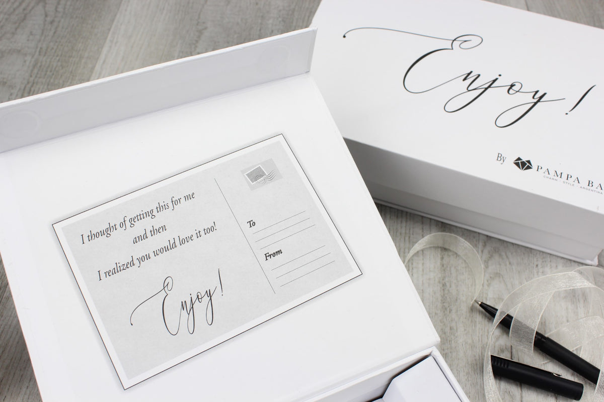 Pampa Bay Get Gifty - The Golden Pineapple Set Gold pineapple-shaped dish