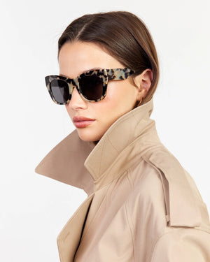 Saben Sloane Sunglasses - Light Tortoise