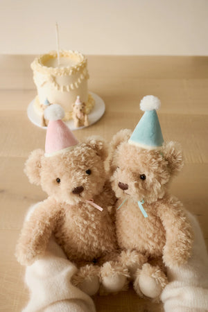 Jamie Kay Snuggle Bunnies - Birthday Arthur - Sky OS