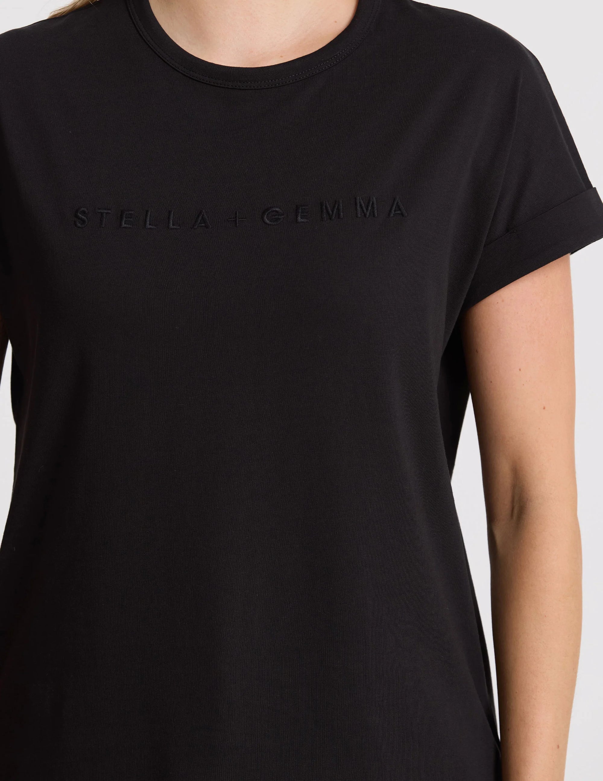 Stella+Gemma Sohu Cuff Crew Black Embroidered Logo