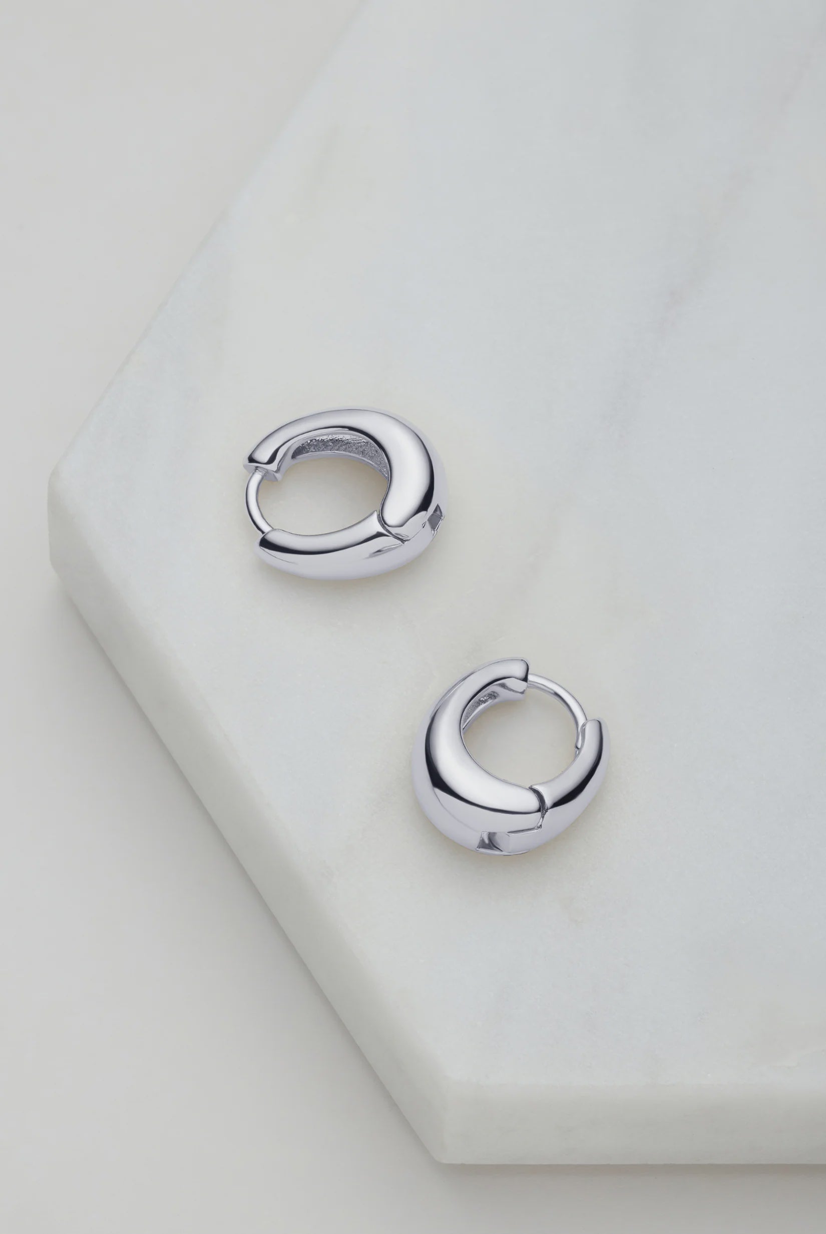 Zafino Steph Hoop Essential Earrings Medium - Silver