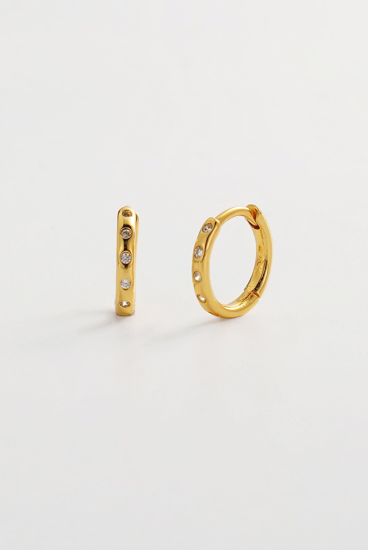 ZAFINO Talia Huggie - Gold hoop earrings with embedded stones