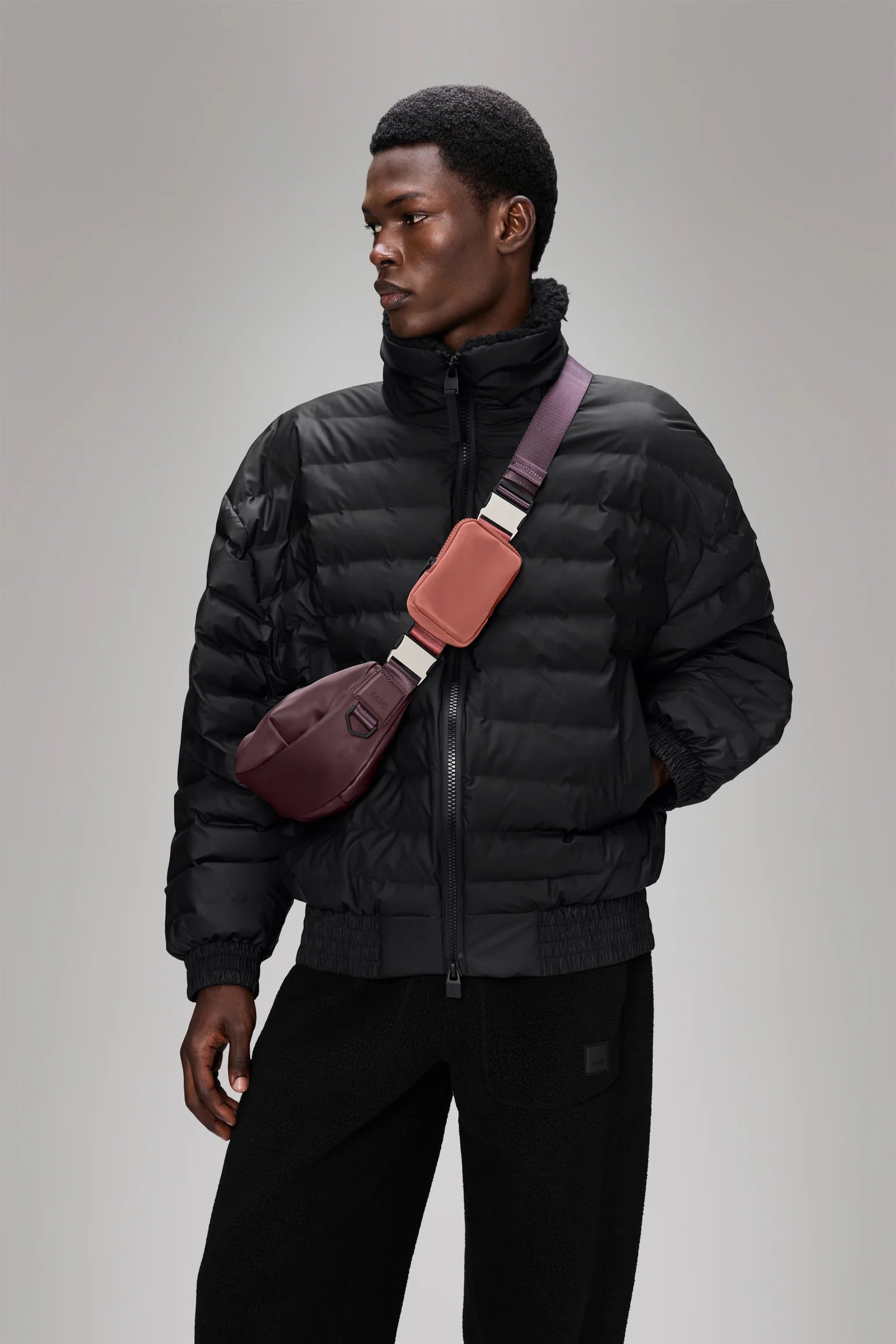 Rains Valera Shoulder Bag Mini W3 - Depth