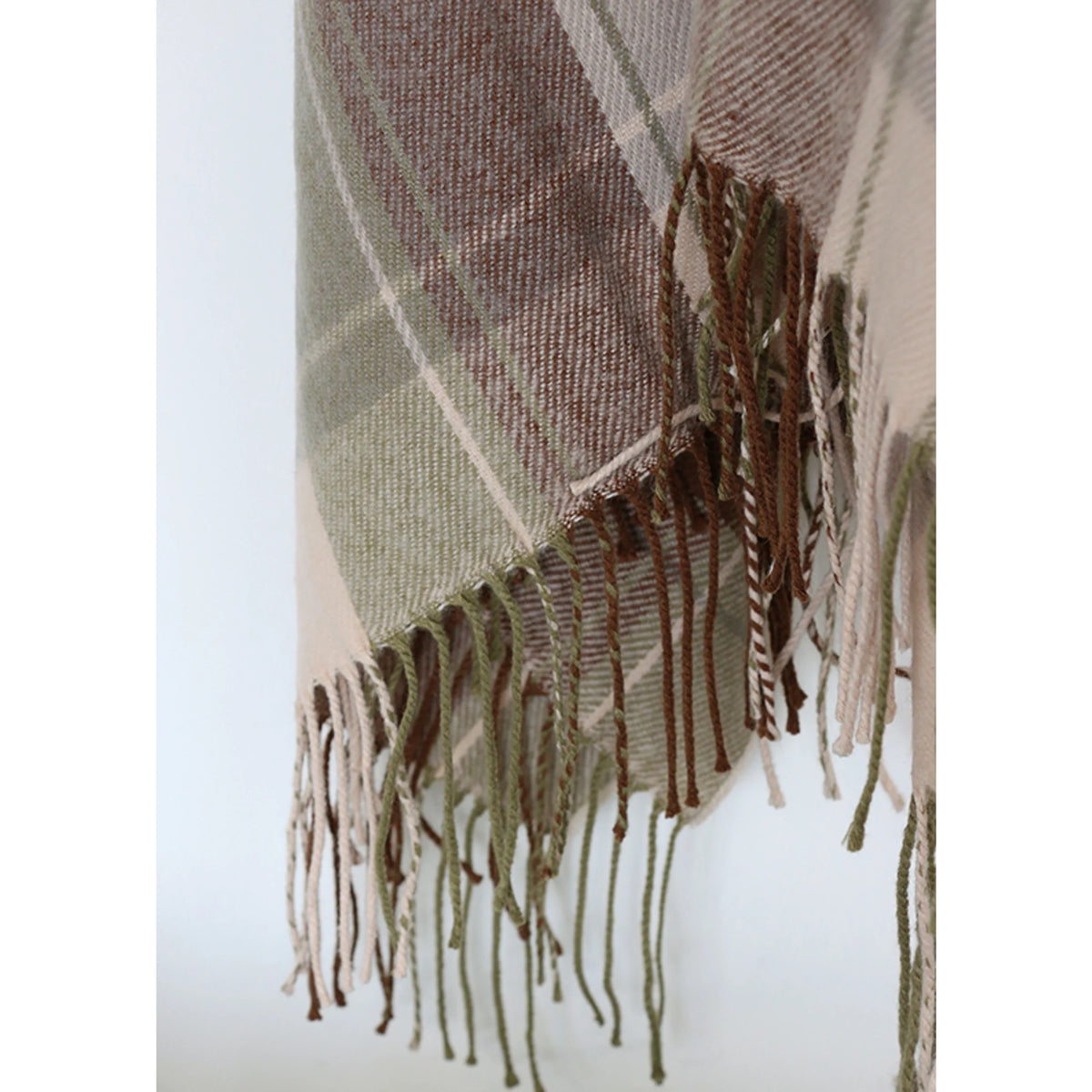 CC Interiors Highland Tartan Throw 1300 x 1700 Plaid blanket with fringes