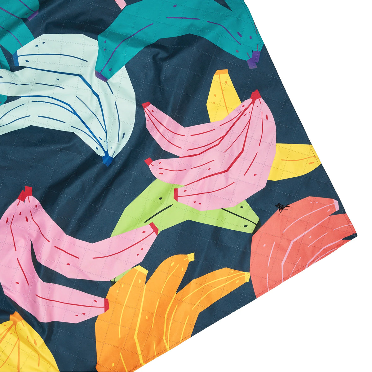 Dock & Bay Beach Blanket Large Bananarama Colorful banana-patterned picnic blanket
