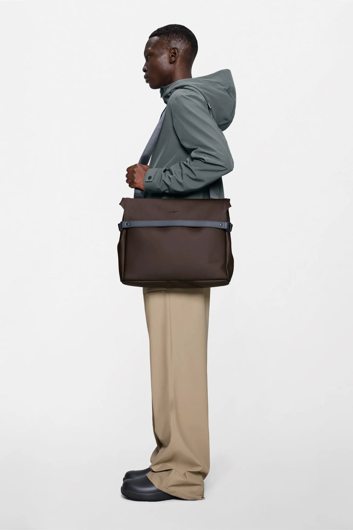 RAINS OTG Messenger Bag - Bark