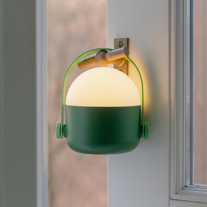 REMEMBER portable lamp with a handle Light Ole - Green