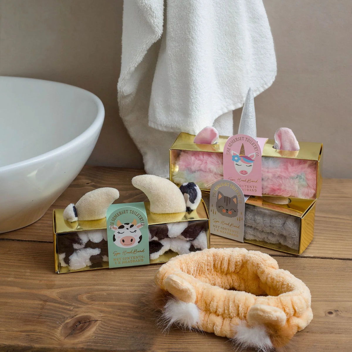 The Somerset Toiletry Co Spa Head Band − Fresian Cow 